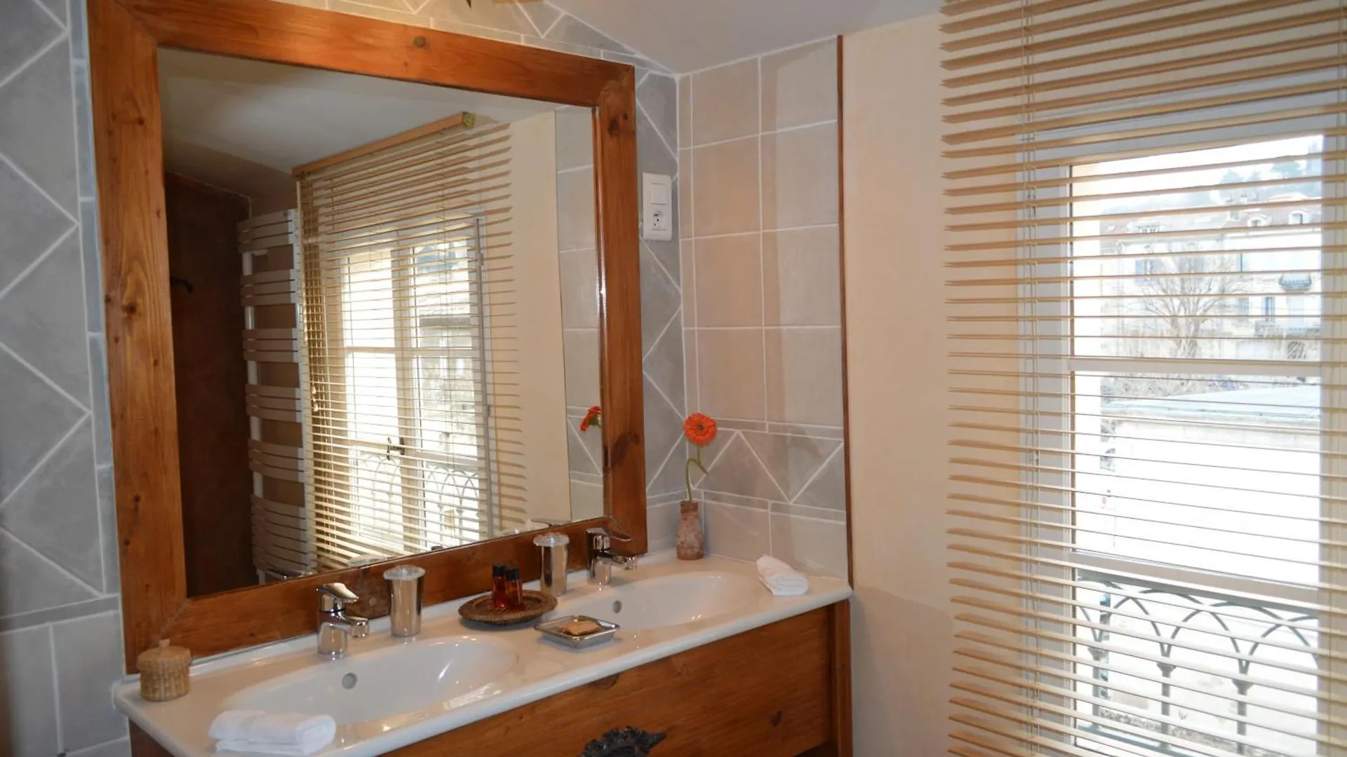 Le Couvent Hotel Apt 2*,  France